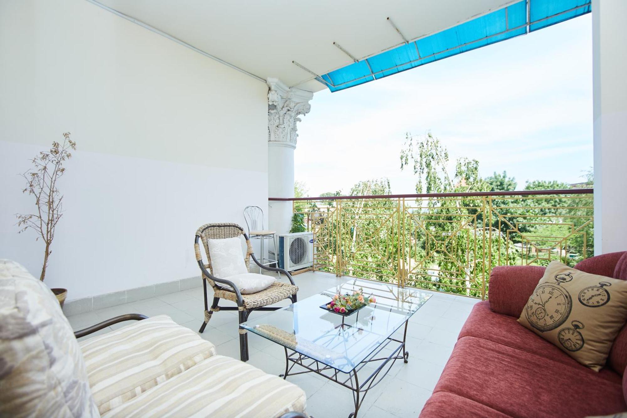 Arcadia Promenade Grand Apartments Odesa Room photo