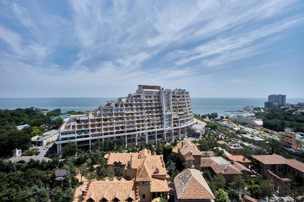 Arcadia Promenade Grand Apartments Odesa Exterior photo